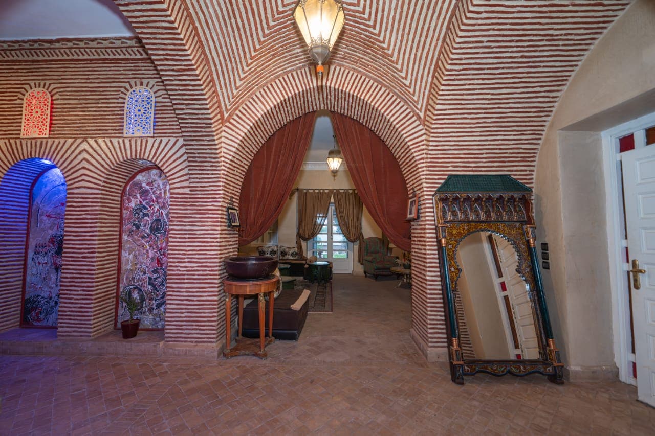 Lobby et Salon — IMG 20260128 WA0108