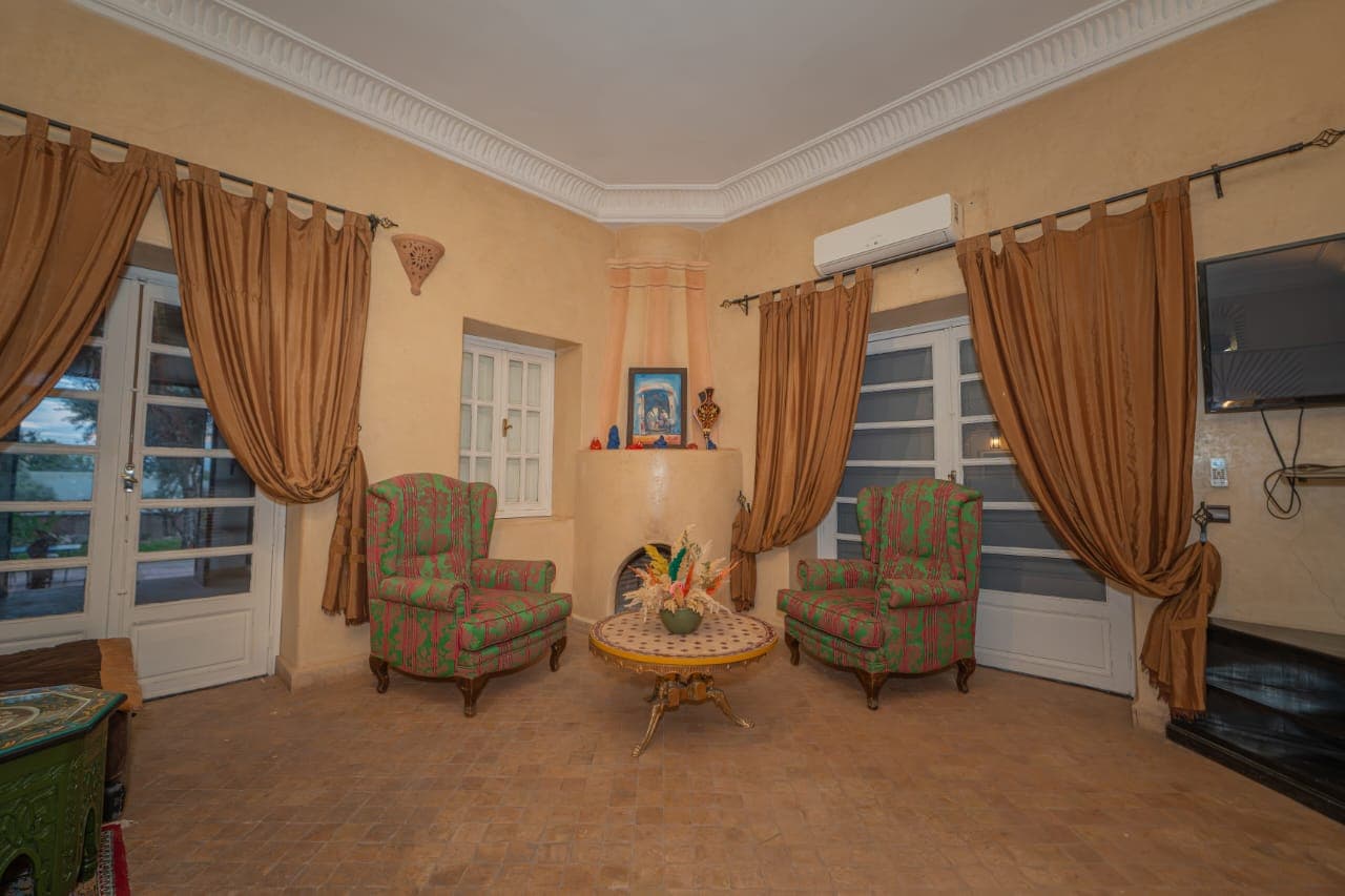 Lobby et Salon — IMG 20260128 WA0151